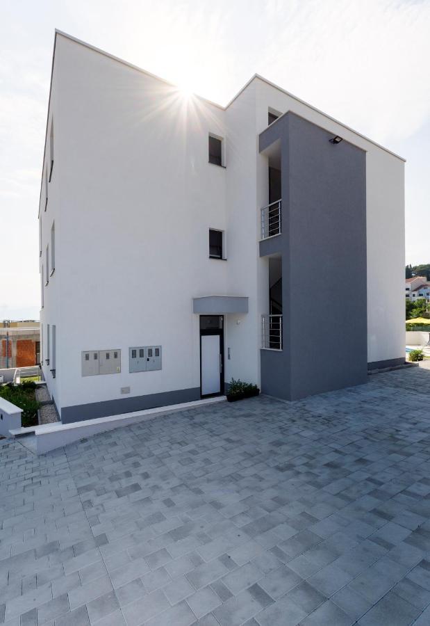 Apartments4Friends Apartment Vlad Trogir Exteriör bild